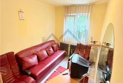 Apartament cu 3 camere, decomandat, et.2, 60 mp - Iulius Mall - 1