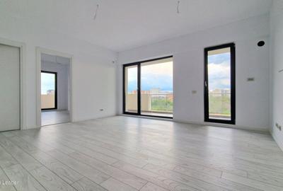 3 Camere - Terasa imensa, Vedere superba catre Lac - 2