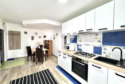 Apartament renovat 3 camere mobilat, etaj 5, lift - Vasile Aaron Sibiu - 9