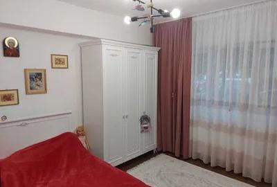 Apartament 3 camere, et. P/4, in Zorilor,  str. Lunii - 5