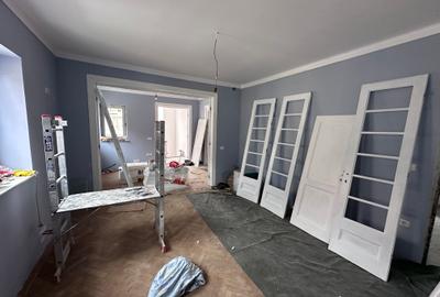 Apartament cu 3 camere în Banu Manta