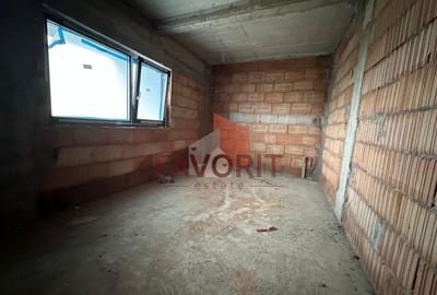 Duplex | Parter + Etaj | Toate utilitatile | Curte generoasa | Garaj | - 5