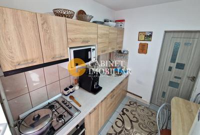 2 Camere Decomandat- Mobilat si Utilat- Etaj 1- Mircea cel Batran - 7