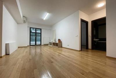 Apartament cu 3 camere decomandat în Barbu Văcărescu