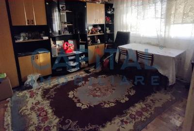 Apartament cu 3 camere decomandat în Siderurgiștilor