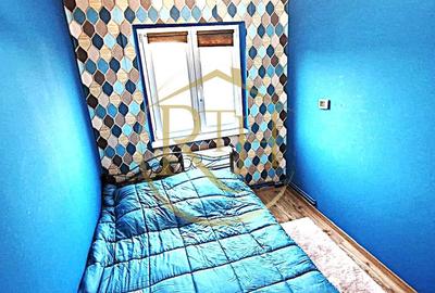Vand apartament cu 4 camere in zona spitalul judetean,comision ,,0'' - 4