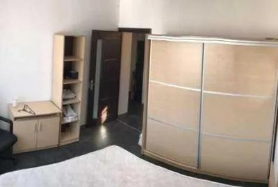 Apartament 3 camere - decomandat- zona Tineretului - 2