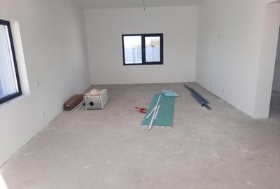 FARA COMISION casa 5 camere 3 bai 2 placi P+1+pod incalzire pardos canal apa - 38
