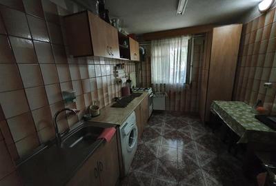Apartament 3 camere zona Vest - 9