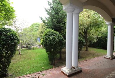 Sediu comercial perfect pentru clinica medicala, spital privat sau camin de batr - 1