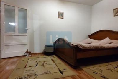 Casa cu mansarda, 7 camere, anexe, Sanmartin - 15