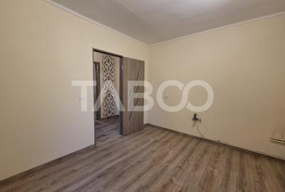 Apartament 4 camere de inchiriat Bulevardul Unirii acces din strada - 4