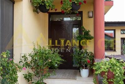 {766 MP TEREN} Vila cu 7 camere | LUX - Piscina - 2