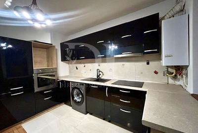 Apartament cu 3 camere semidecomandat, mobilat în Florești