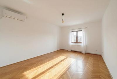 Piata Victoriei - Sf. Voievozi - Apartament 4 camere , bloc boutique consolidat - 1