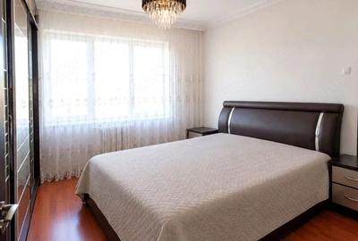 Apartament cu 2 camere decomandat, mobilat în Titan
