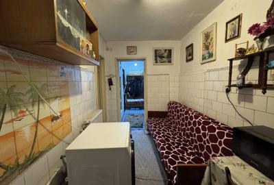 2 cam. etaj 1, 52 mp, fara imbunatatiri, zona Zahana - 9