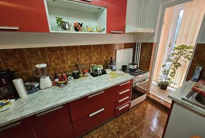 Apartament 3 camere decomandate, zona Astra - 4