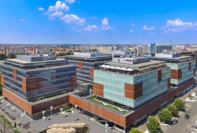 Birou, 95 mp în Central