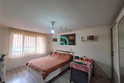 Apartament 3 camere Craiter, decomandat, Brasov - 2