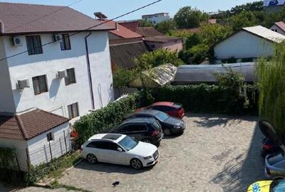 Apartament de vanzare cu vedere la piscina - 11
