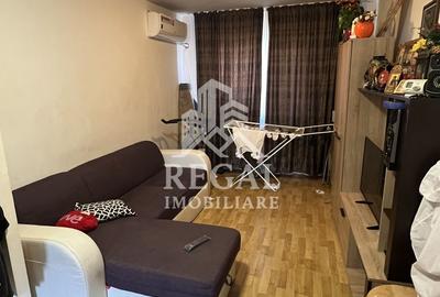Apartament 3 camere de vânzare – Micro 5/1, Bd. Traian - 3