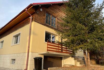 Casa de vanzare, aproape de Sinaia si Pucioasa (Fieni, Dambovita) - 1