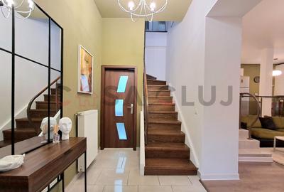 Apartament La Curte Comuna, Zona Centrală!! - 1