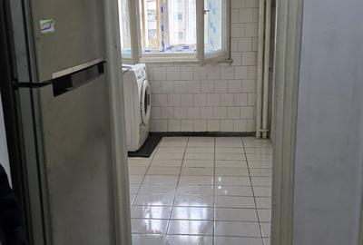 Ștefan cel Mare Metrou, Dinamo, 55mp, semidec .necesită renovare Cash - 5