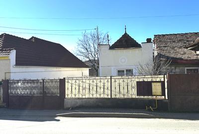 Casa Vanzare Centru Ultracentral 110 mp cu 581 Mp Teren Utilitati Asfalt - 3