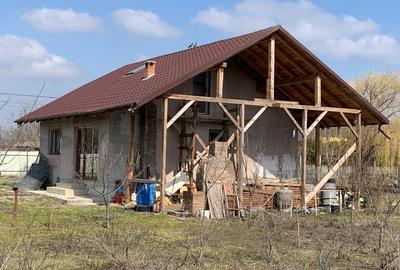 Casă pe structură de lemn Construcție modernă, eficientă și durabilă la Schela - 3