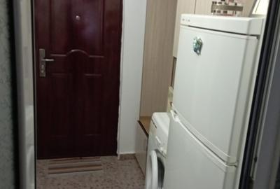 Garsonieră decomandată, mobilată în Central