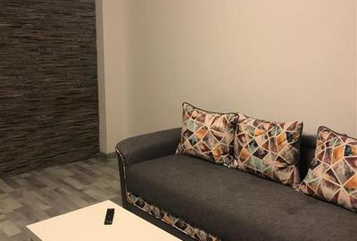 Apartament cu 2 camere semidecomandat, mobilat în Independenței