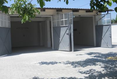 Inchiriez  2 garaje  si  locuri parcare acoperite Tatarani - 2