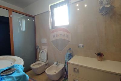 Casă / Vilă de lux cu 5 camere de vânzare în Vadu Moldovei, Suceava - 37