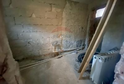 Vilă cu farmec istoric în Bușteni, pensiune sau locuință de vacanță! - 51