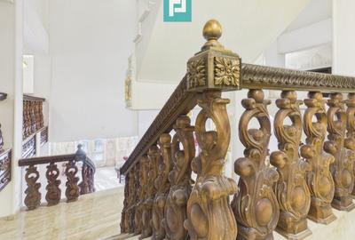 Proprietate Exclusivistă de Închiriat - 56