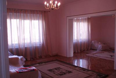 Casă cu 6 camere în Ultracentral - 2