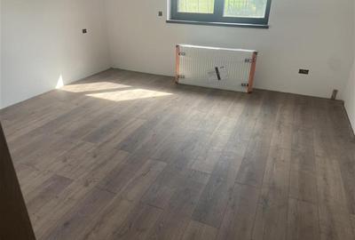 Casa de vanzare in Campineanca, parter si mansarda , suprafata 160 mp , teren 50 - 6