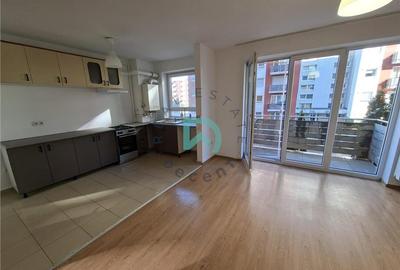 Apartament cu 3 camere decomandat în Avantgarden