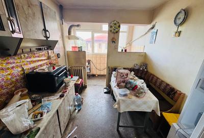 Apartament 3 camere de vânzare – Etaj 2 – Preț atractiv - 3