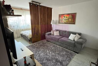 Apartament cu 2 camere decomandat, mobilat în Central