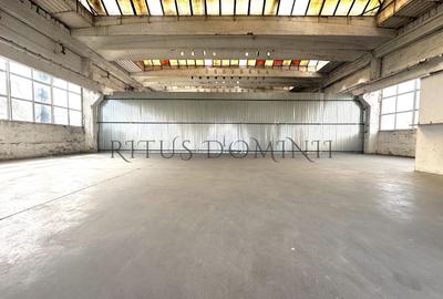 Spațiu industrial, în Vest