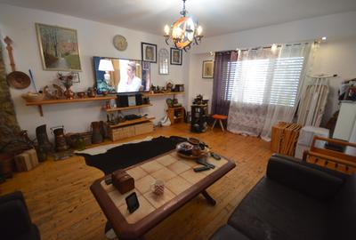 Apartament 3 camere - Decebal - Calea Calarasilor - centrala proprie - 1