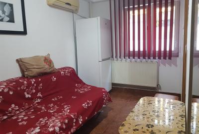 Inchiriere garsoniera parter, bloc anvelopat, Piata Resita, 230 euro - 1