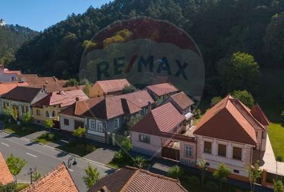 Casă cu două corpuri, teren 835 mp, str. I.L. Caragiale, Râșnov - 12