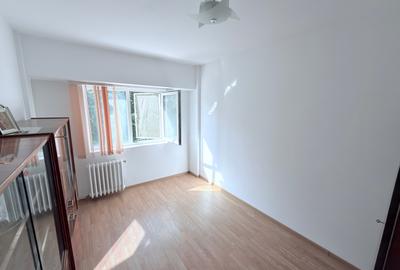 Apartament cu 3 camere zona parcul Mihai Eminescu - 4
