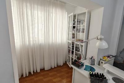 Spatiu ideal clinica/salon/birou,parter,acces stradal adiacent Decebal - 8