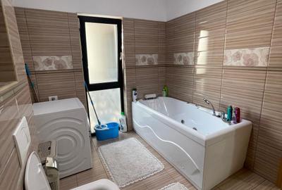 MT214 Apartament 3 camere, zona FOARTE BUNA, Dumbravita, etaj 2 - 18