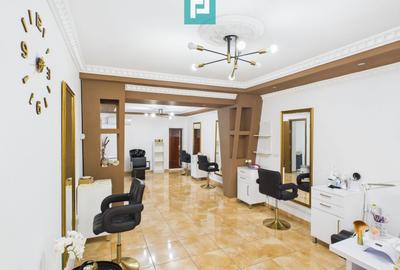 Casă cu spațiu comercial Arad, calea Aurel Vlaicu - 2